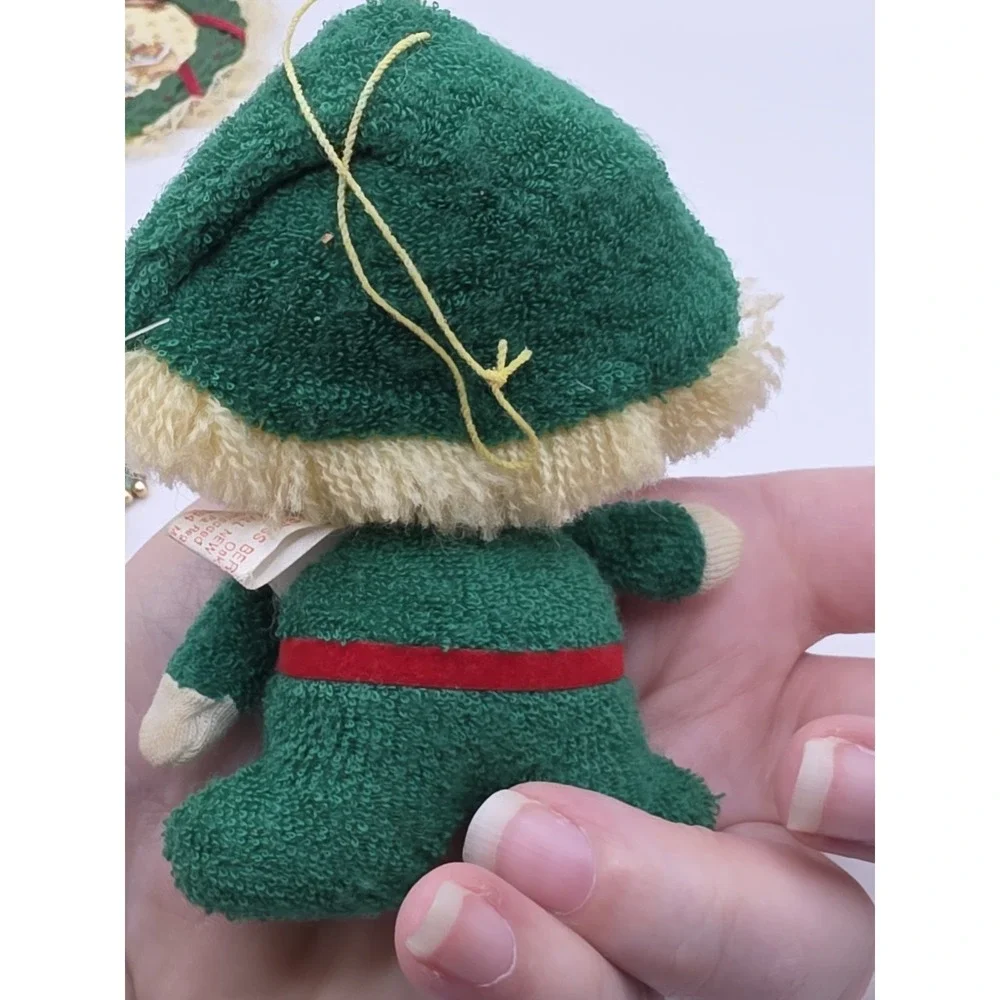 Miscellaneous Christmas Ornaments Santa, An Elf Wreaths Lot Of 6